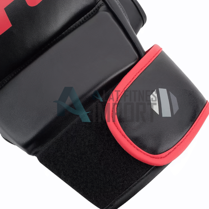 UFC Contender MMA Bag Gloves 6 OZ - S/M - Image 3